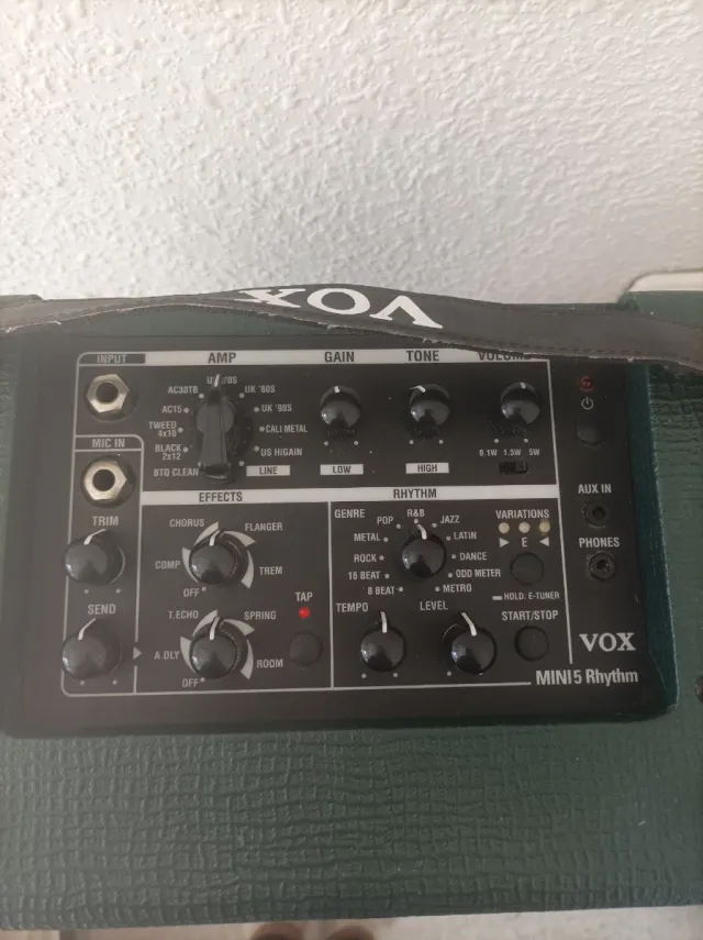 Amplificador Vox Mini 5 Rhythm Portátil