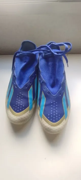 Botas de taco de fútbol Adidas Messi Azul. T.36