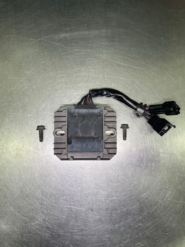 Regulador Corriente Suzuki SV 650 2004