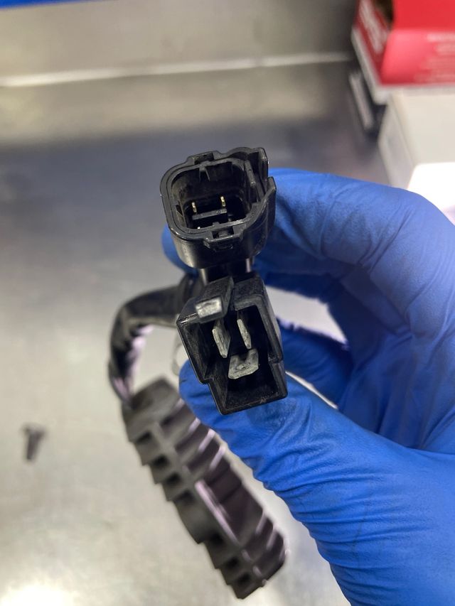 Regulador Corriente Suzuki SV 650 2004