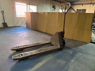 Traspaleta manual industrial