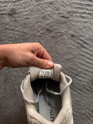 Adidas Yeezy 700 Beige/Gris Talla 40