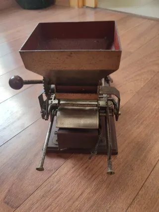 Máquina antigua de decoración