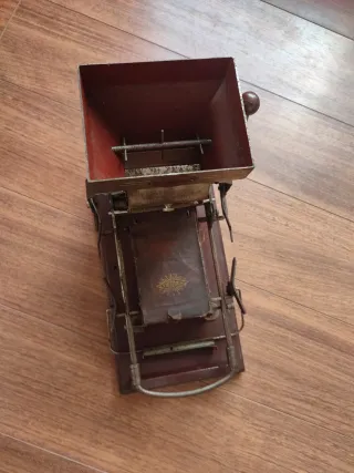 Máquina antigua de decoración