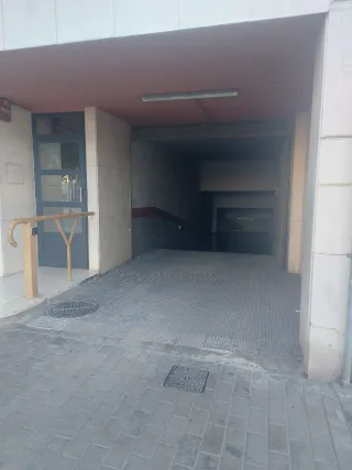 Plaza garaje grande + trastero
