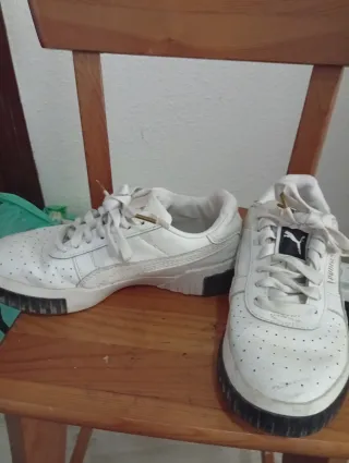 Zapatos Puma blancos talla 35