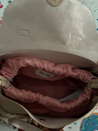 Bolso niña beige y plateado