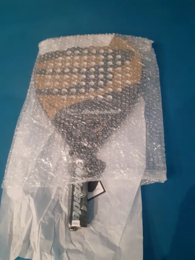 Pala de pádel Bullpadel Hack JR