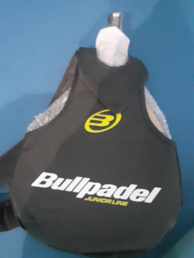 Pala de pádel Bullpadel Hack JR