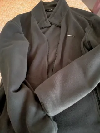 Cazadora montaña gris y roja