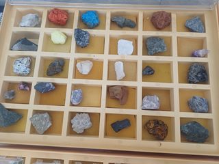 4 Espositori Minerali De Agostini