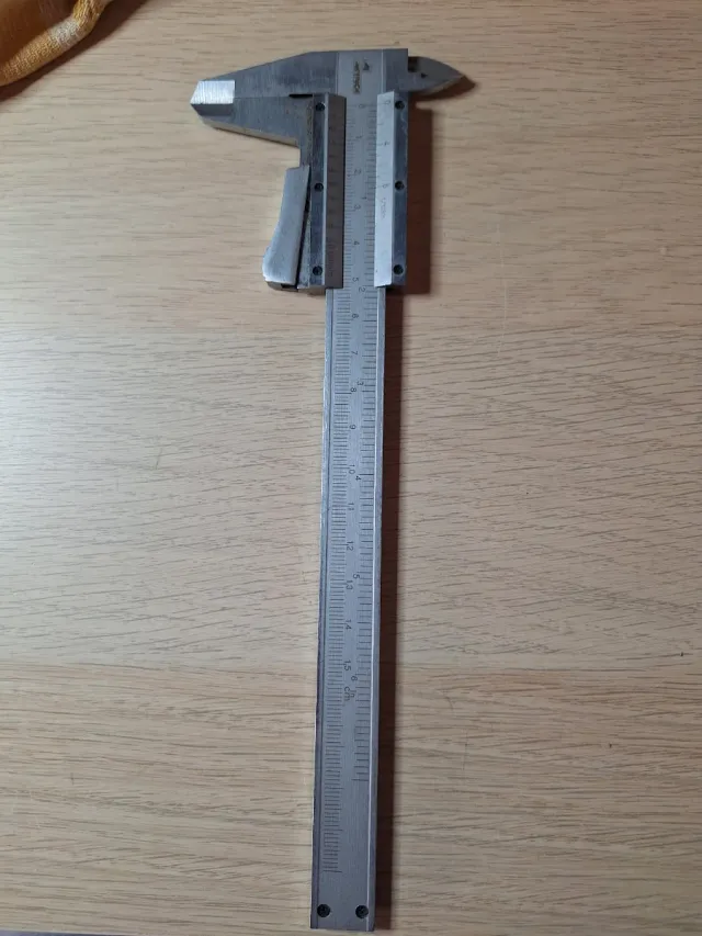 Piede di Re Metallico