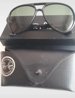 Gafas de sol Ray-Ban negras