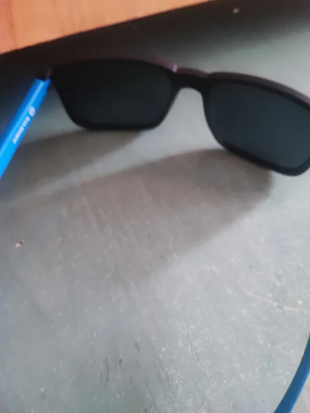 Gafas de sol Arnette hombre negras y azules