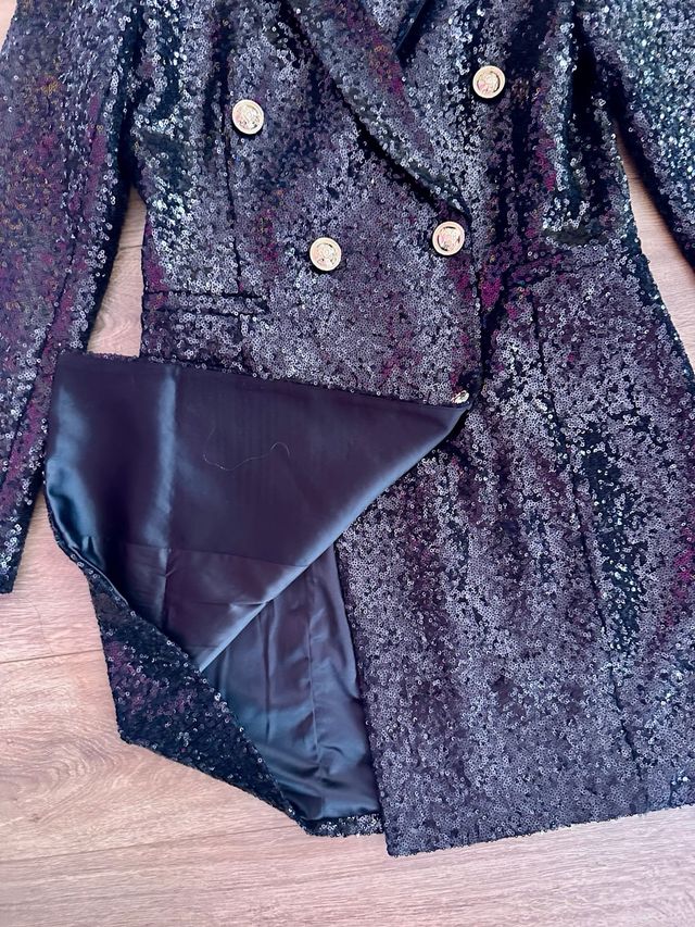 Vestido lentejuelas negro tipo levita