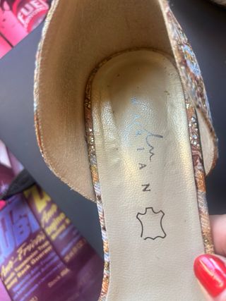 Zapatos de salón Marian fiesta dorados multicolor