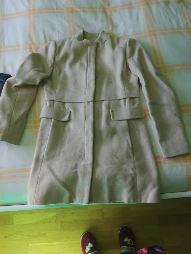 Chaqueta beige elegante