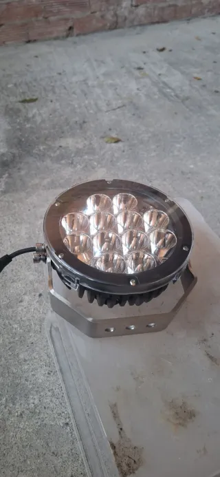 1 Faro led 70w largo alcance
