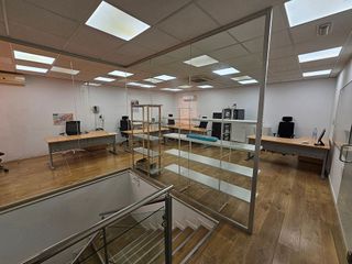 Nave industrial en alquiler en Silla