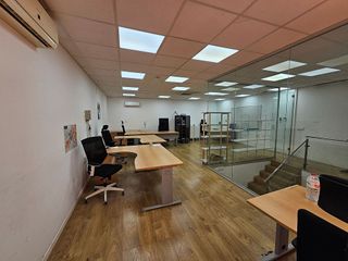 Nave industrial en alquiler en Silla