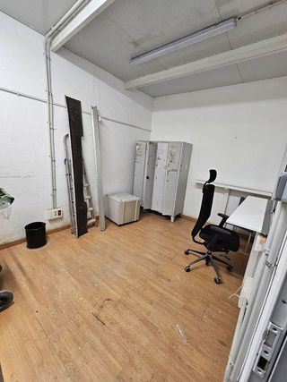 Nave industrial en alquiler en Silla