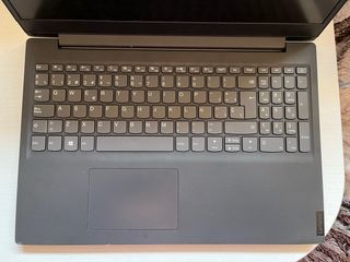 Ordenador portátil Lenovo negro/gris