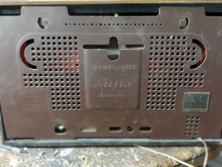 Radio antigua Loewe Opta Luna