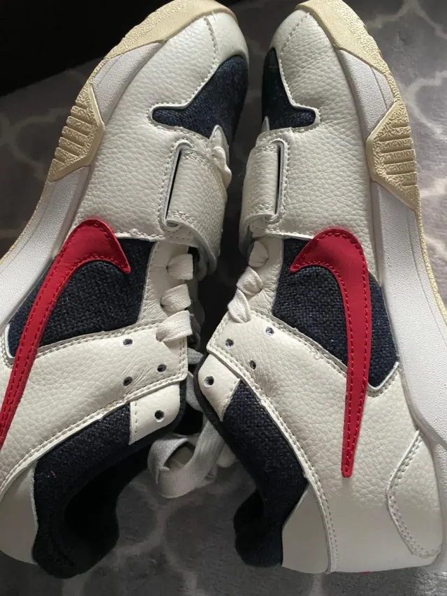 Nike Zapatillas Blancas y Rojas