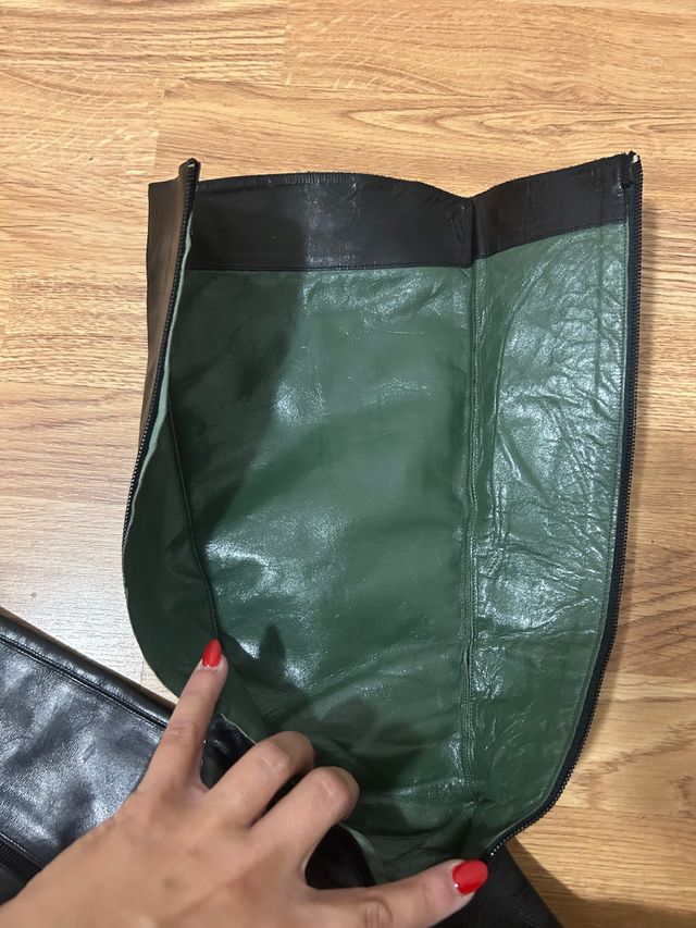 Botas de cuero Vibram talla 38