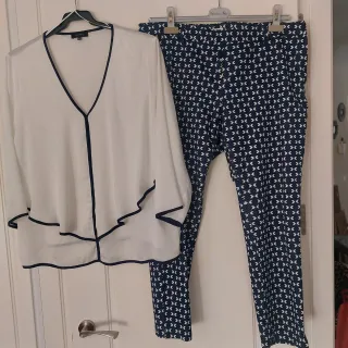 Pantalón estampado elástico azul , blanco y negro