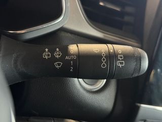 Renault Captur 1.0TCE 91CV TECHNO.- " AÑO 2024 ".- " SOLO 33.634 KM ".- " IMPECABLE ".- " GARANTÍA FABRICANTE RENAULT ".-" MUY EQUIPADO ".-" ETIQUETA VERDE (C) EURO-6AP ".-