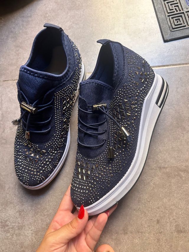 Zapatillas deportivas con pedrería T38