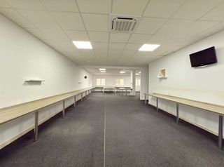 Oficina en venta en San Enrique-Guadiaro-Pueblo Nuevo en San Roque