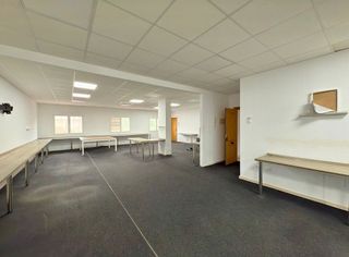 Oficina en venta en San Enrique-Guadiaro-Pueblo Nuevo en San Roque