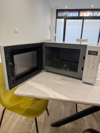 Microondas Panasonic Inverter con Grill