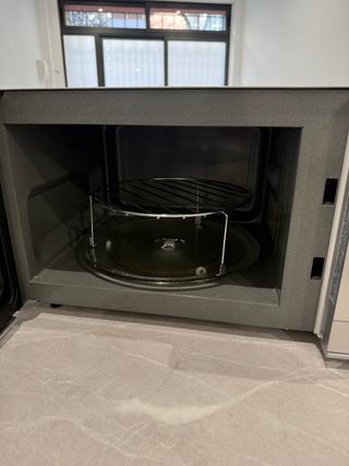 Microondas Panasonic Inverter con Grill