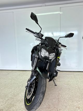 SE VENDE KAWASAKI Z900 PARA EL A2 y A