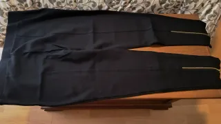 Pantalones grises de vestir, granate ,negro