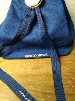 Bolsita Giorgio Armani Azul y Dorada
