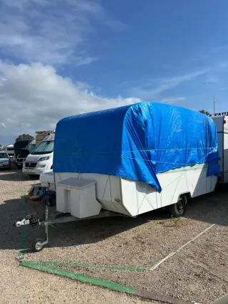 Caravana Rembrandt 1977 con DOCUMENTACIÓN