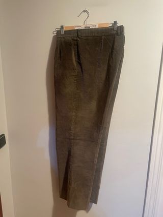 Pantalón Pana Verde Burberry