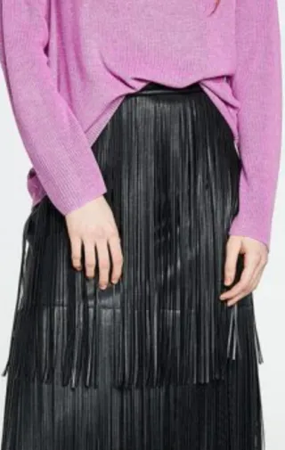 Falda Sfera polipiel negra flecos midi