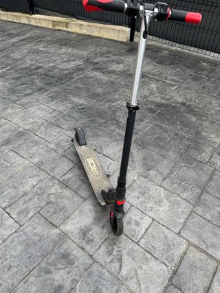 Patinete eléctrico RCB
