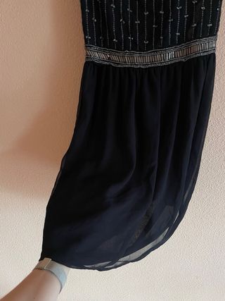 Vestido negro fiesta con abalorios