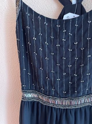 Vestido negro fiesta con abalorios