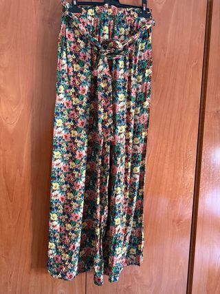 Pantalón ancho estampado floral