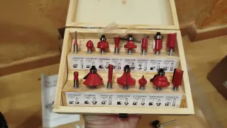 Fresadora 800W Velocidad Regulable + 15 Fresas