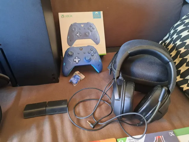 Xbox Series X 1TB Negra