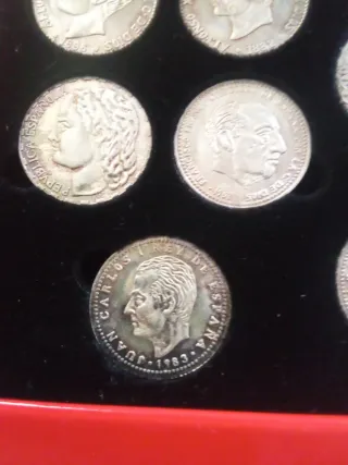 Historia de la Peseta: Reyes y Repúblicas