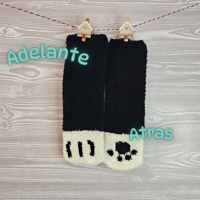 Calcetines de pelito con diseño de patita de gato